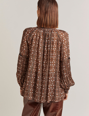 Malina - Antonella Blouse - long-sleeved blouses - fall paisley - 3