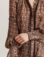 Malina - Antonella Blouse - long-sleeved blouses - fall paisley - 4