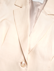 Malina - Clover one-button blazer - odzież imprezowa w cenach outletowych - vanilla - 7