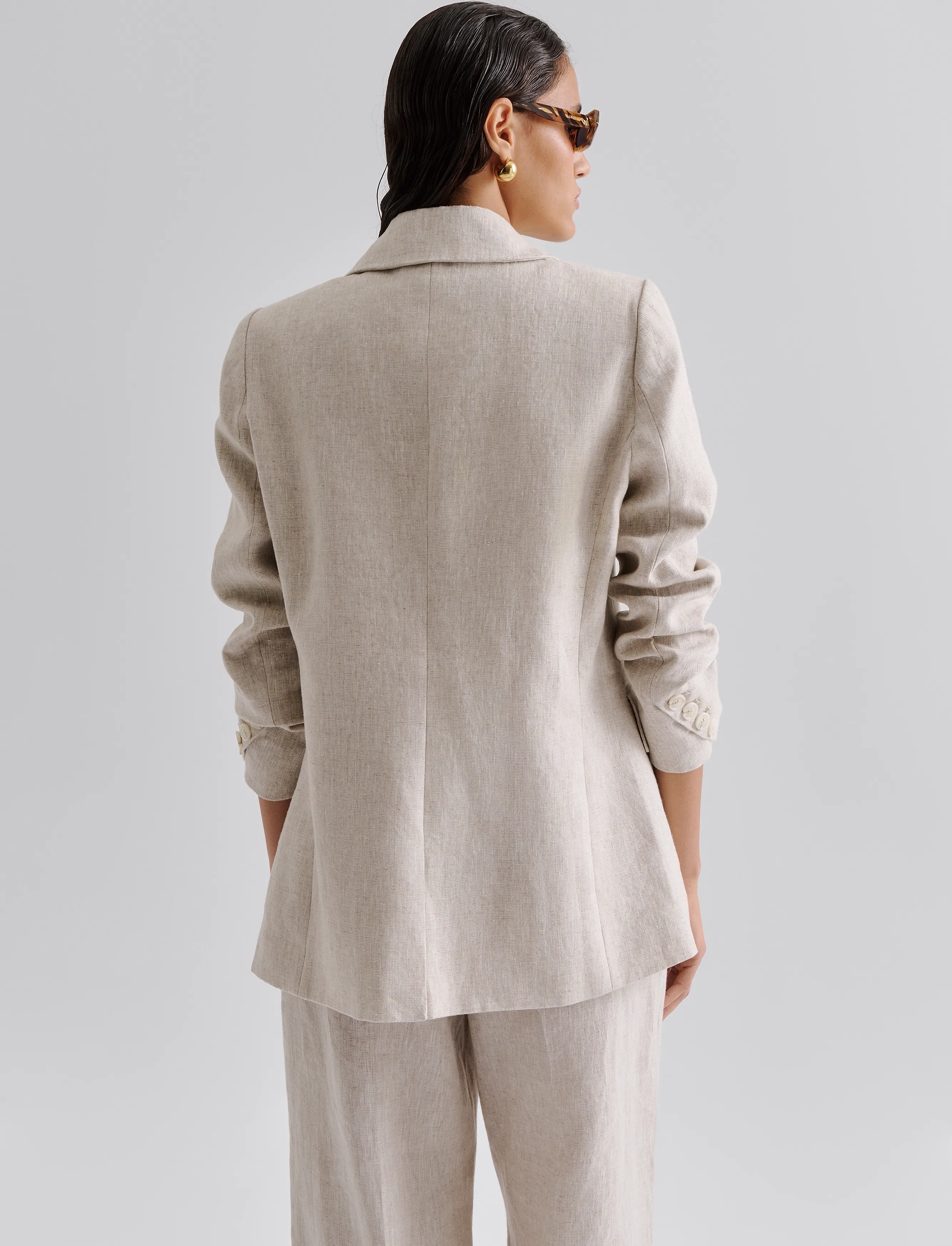 Malina - Vera fitted linen blazer - sand - 3