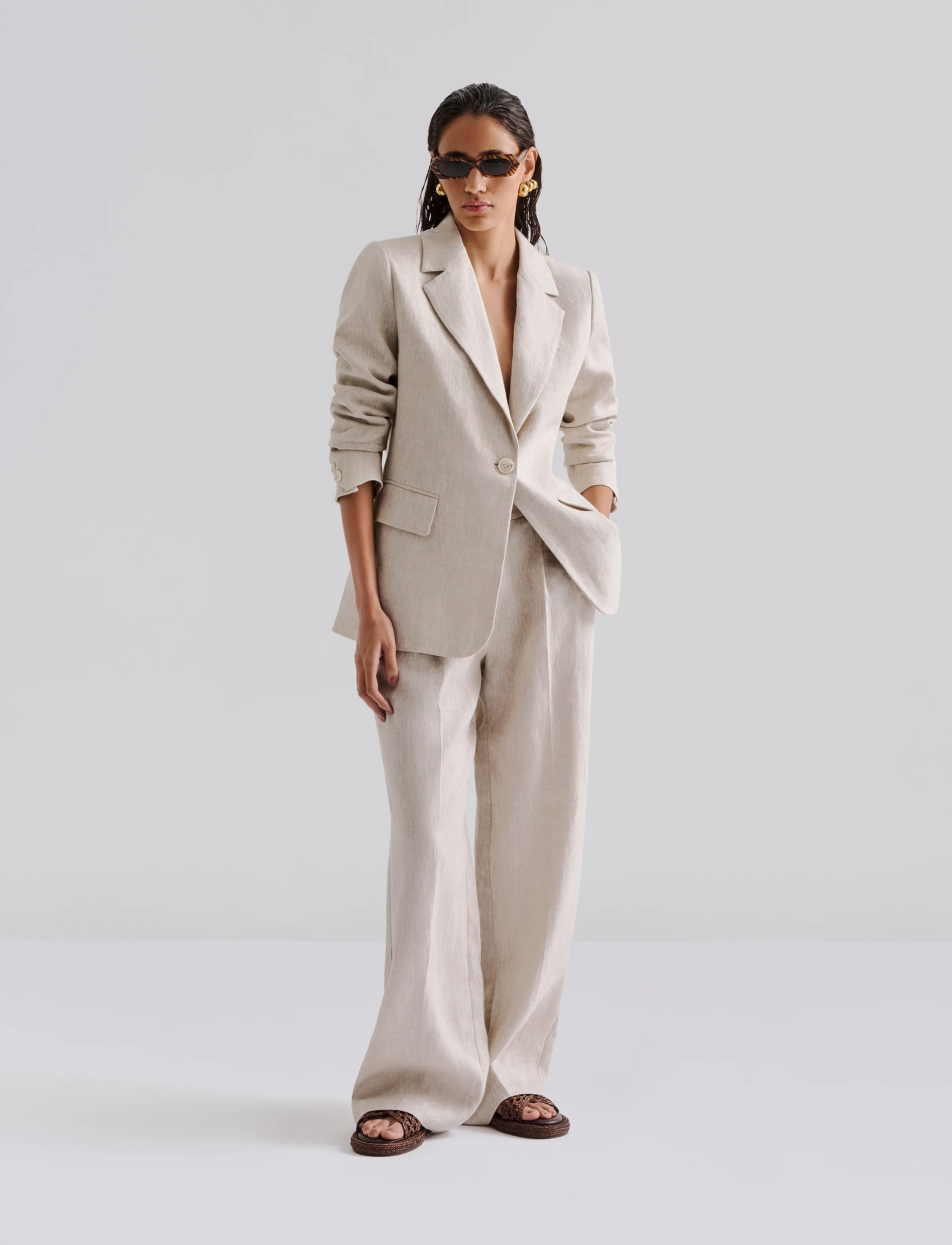 Malina - Vera fitted linen blazer - sand - 5