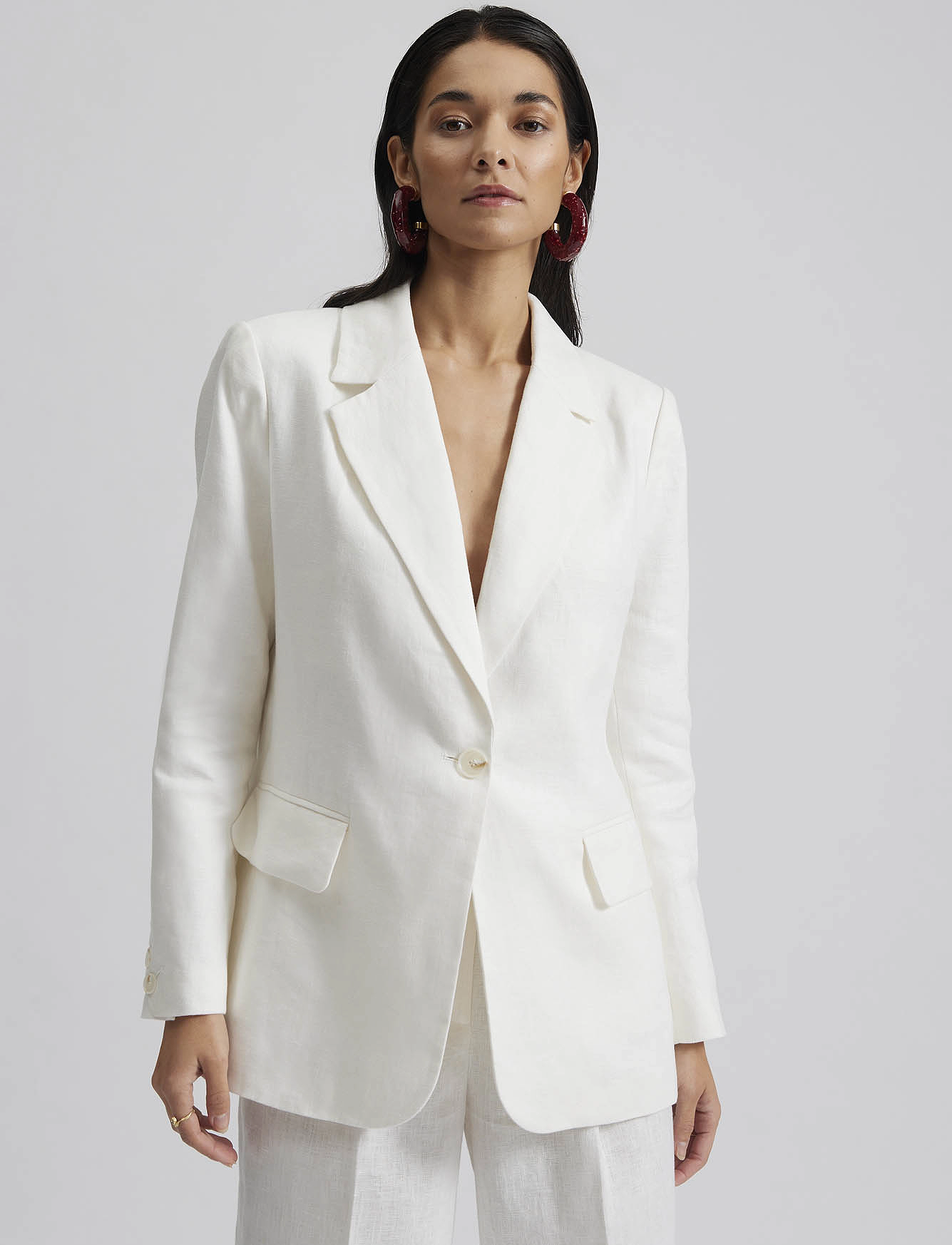 Malina - Vera fitted linen blazer - white - 4