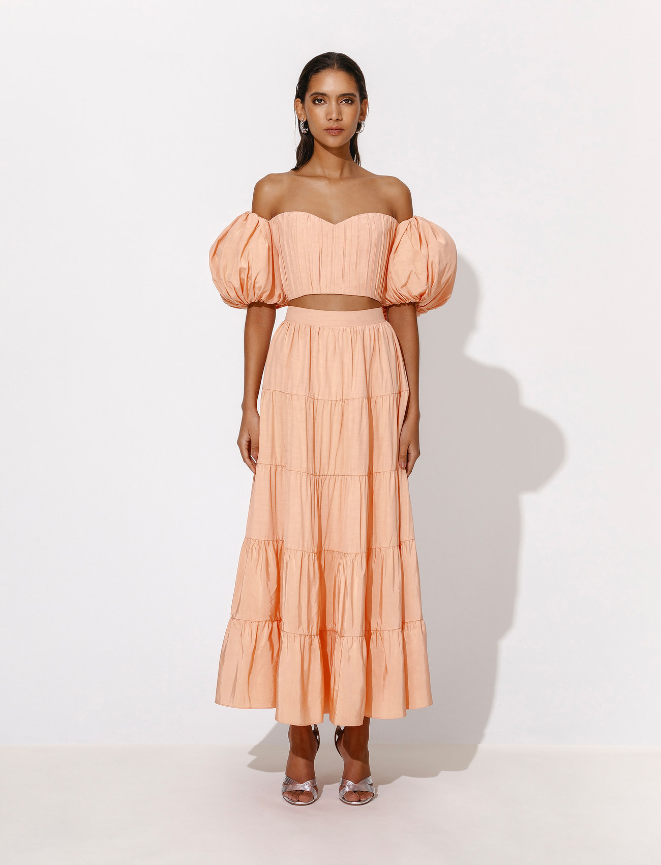 Malina - Amalie Pleated Cropped Top - short-sleeved blouses - apricot - 0