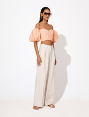 Malina - Amalie Pleated Cropped Top - short-sleeved blouses - apricot - 5