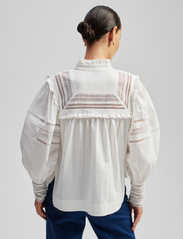 Malina - Riley embroidery detailed blouse - langærmede bluser - white - 3