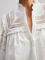 Malina - Riley embroidery detailed blouse - långärmade blusar - white - 4