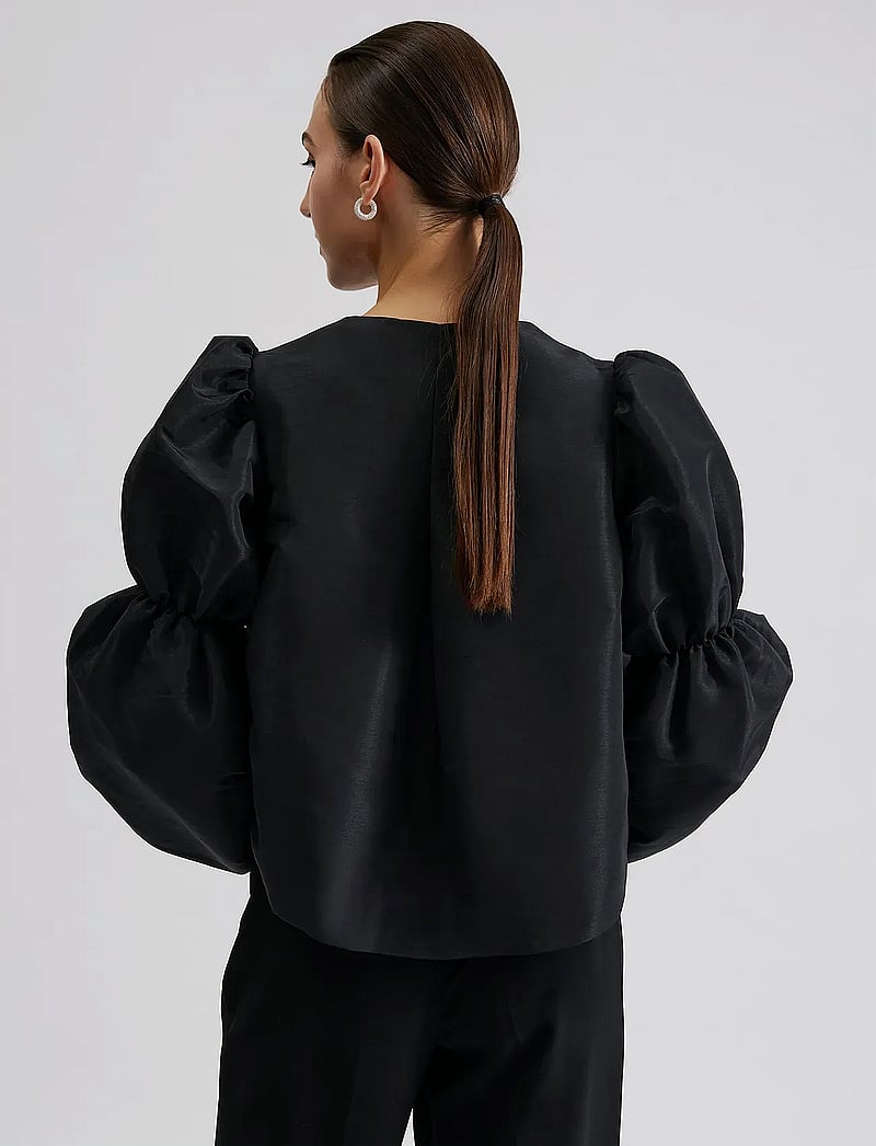 Malina - Zoey Double Pouf Sleeve Blouse - langärmlige blusen - black - 4