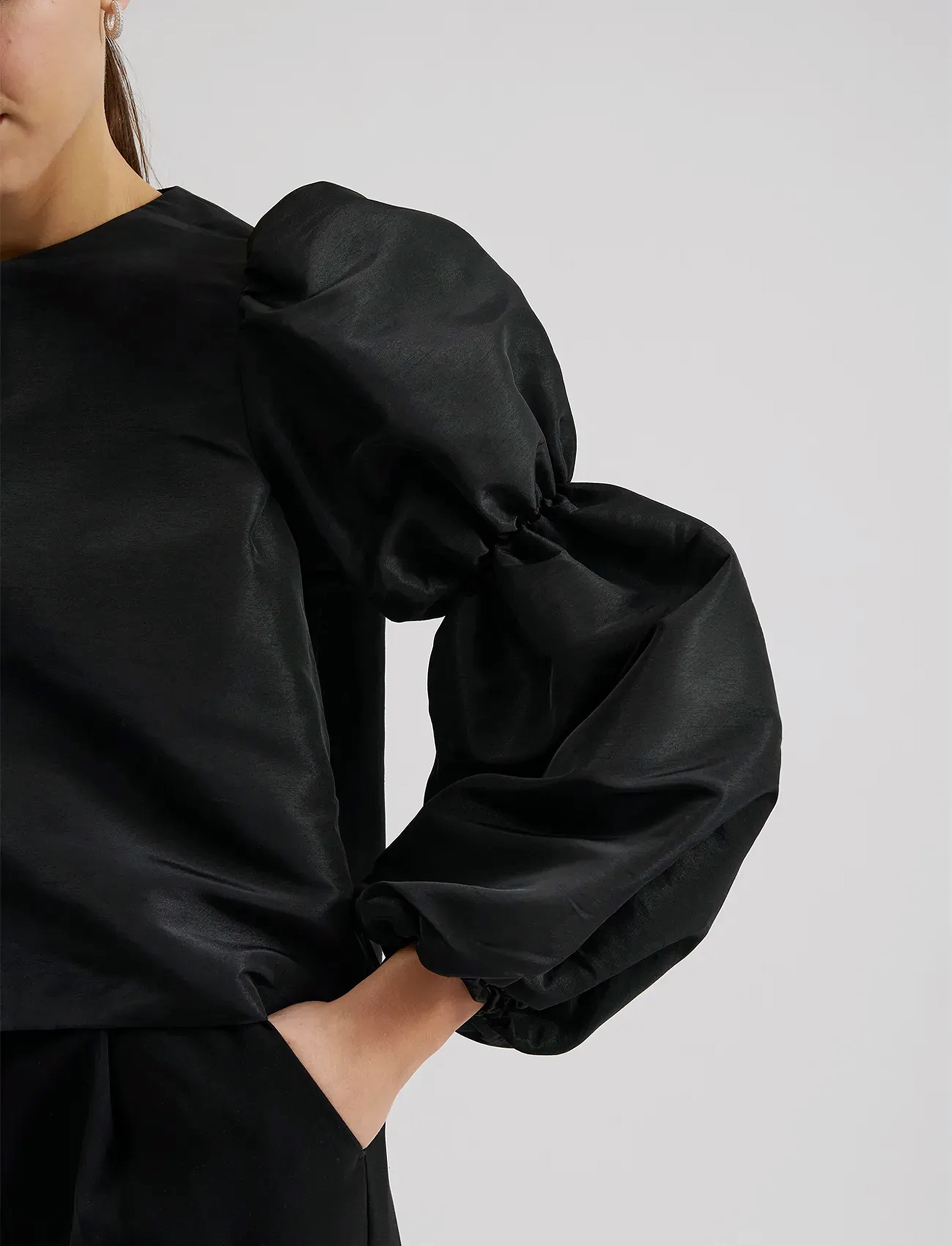 Malina - Zoey Double Pouf Sleeve Blouse - langærmede bluser - black - 5