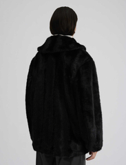 Malina - Danyelle buckled faux fur jacket - takit & päällystakit - black - 3