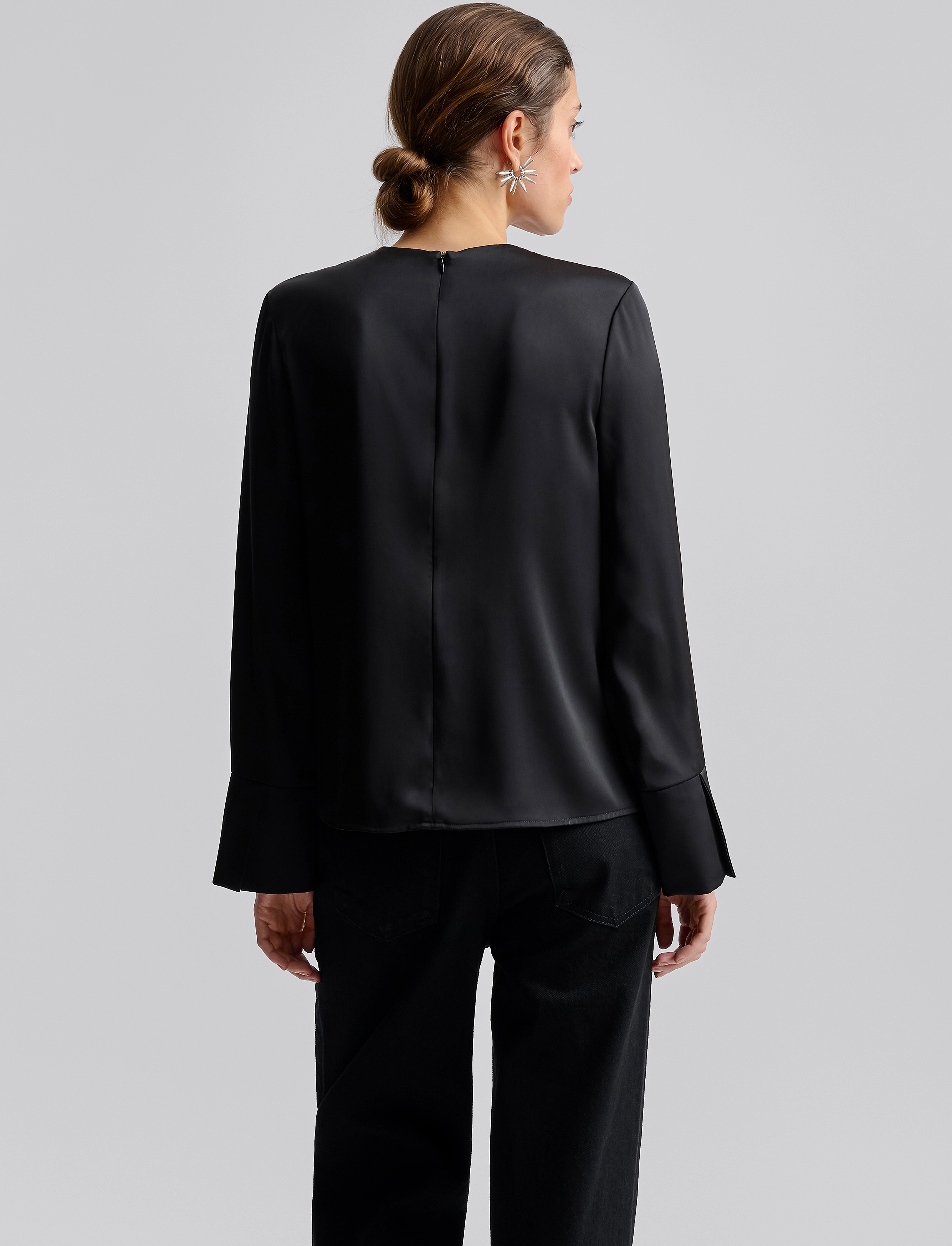 Malina - Evie Pleated Neckline blouse - pikkade varrukatega pluusid - black - 3