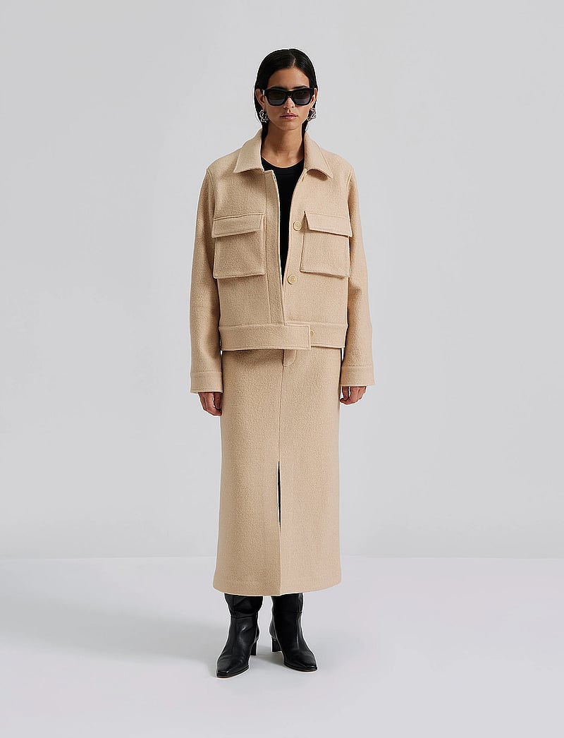 Malina - Alina front slit boucle midi skirt - midi-röcke - beige - 0