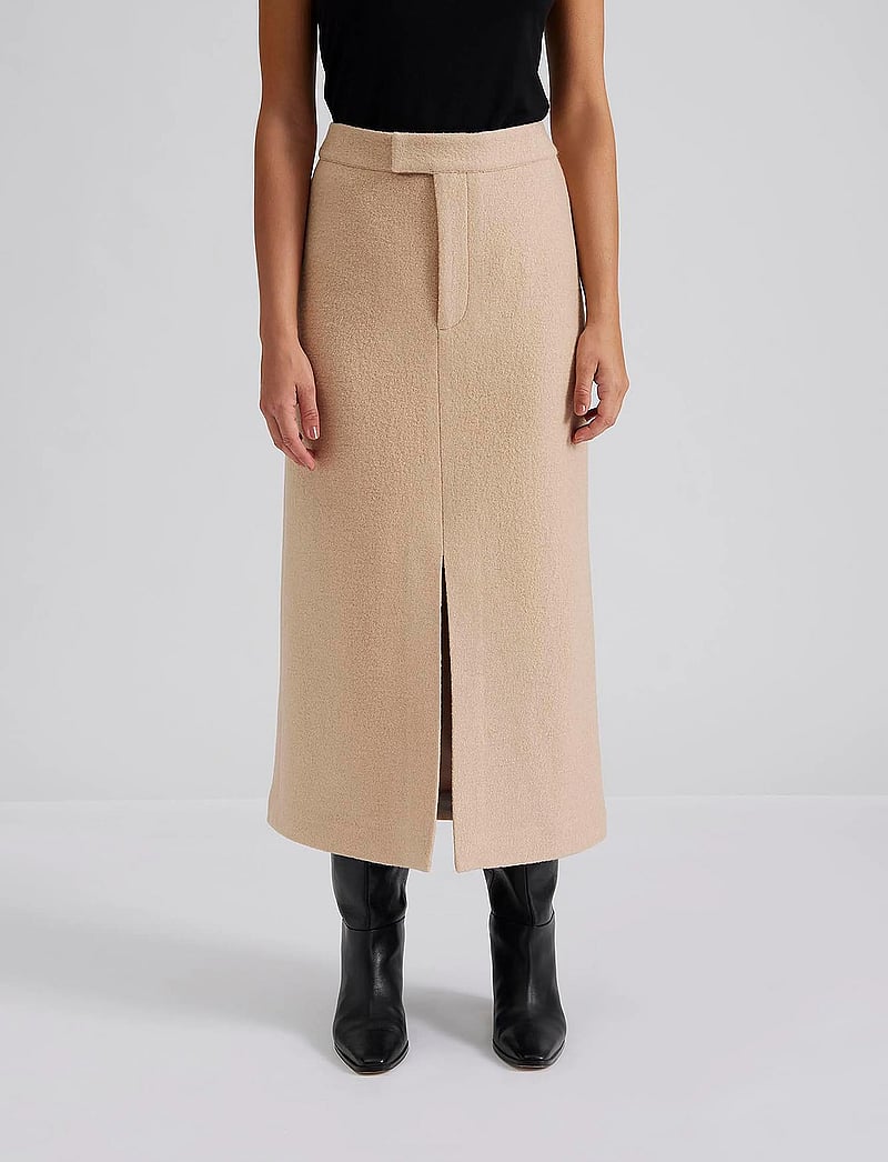 Malina - Alina front slit boucle midi skirt - midi-röcke - beige - 3