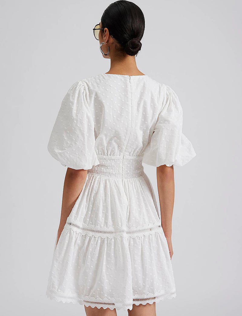 Malina - Elvira v-neck mini dress - confirmation - white - 3