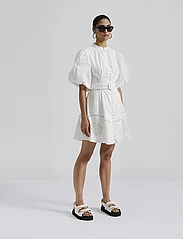 Malina - Allie pouf sleeve embroidered mini dress - sommerkjoler - white - 0