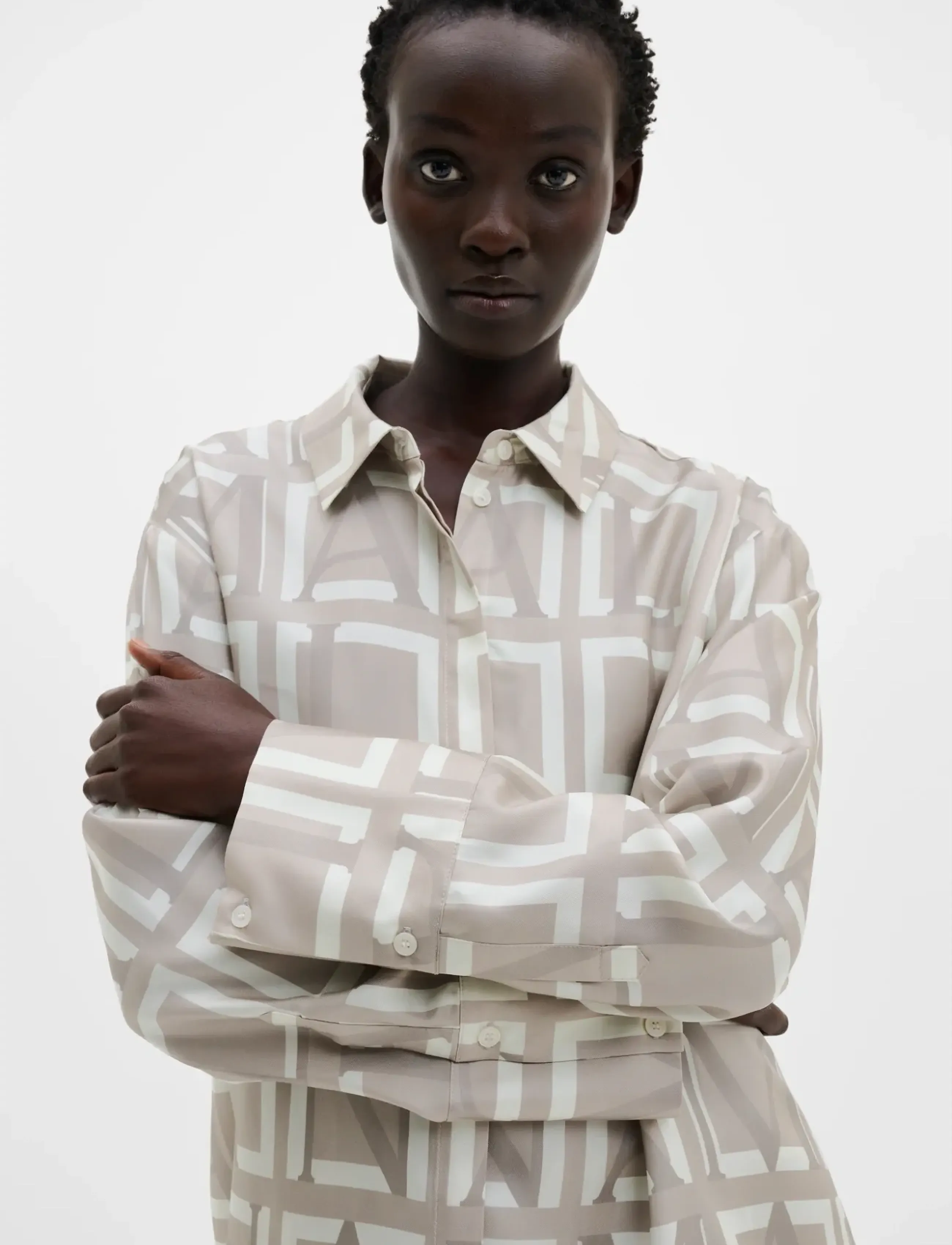 Malina - Felicity Silk Shirt - jeansowe koszule - monogram taupe - 3