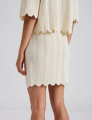Malina - Camille scallop knitted mini skirt - strikkede nederdele - vanilla - 3