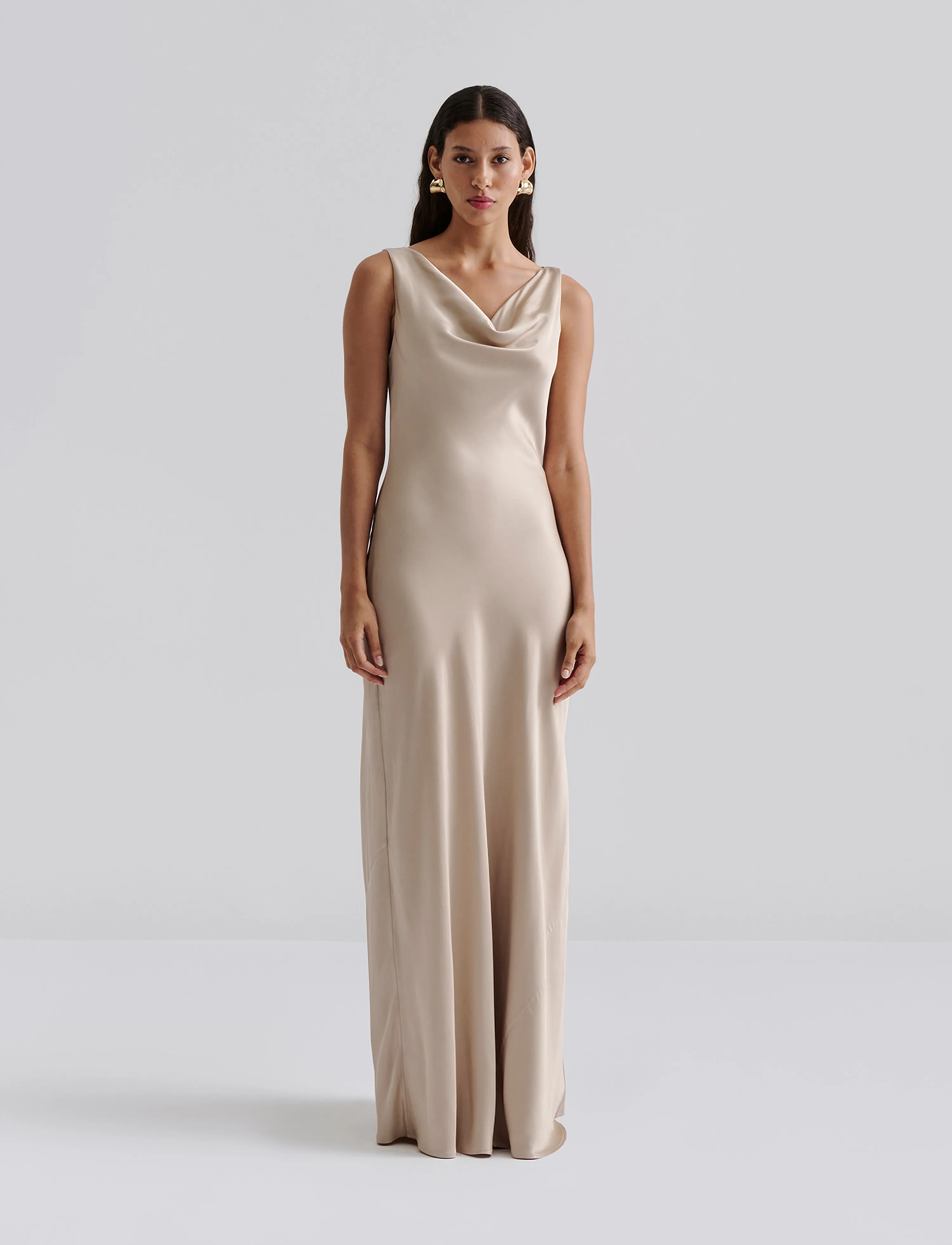 Malina Leah Cowl Neck Satin Maxi Dress, M, Beige, Designere > Maxi Dress, Dame