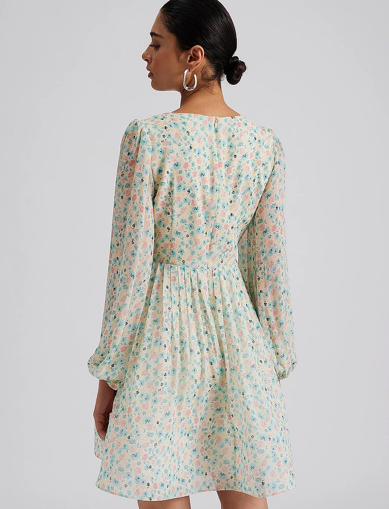 Malina - Estelle v-neck chiffon mini dress - ditsy - 3