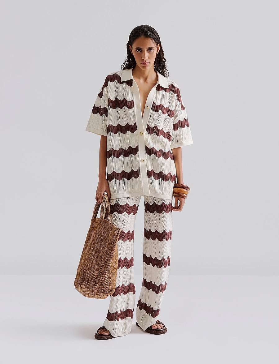 Malina - Alana Oversized Knitted shirt - kurzärmlige hemden - brown stripe - 0
