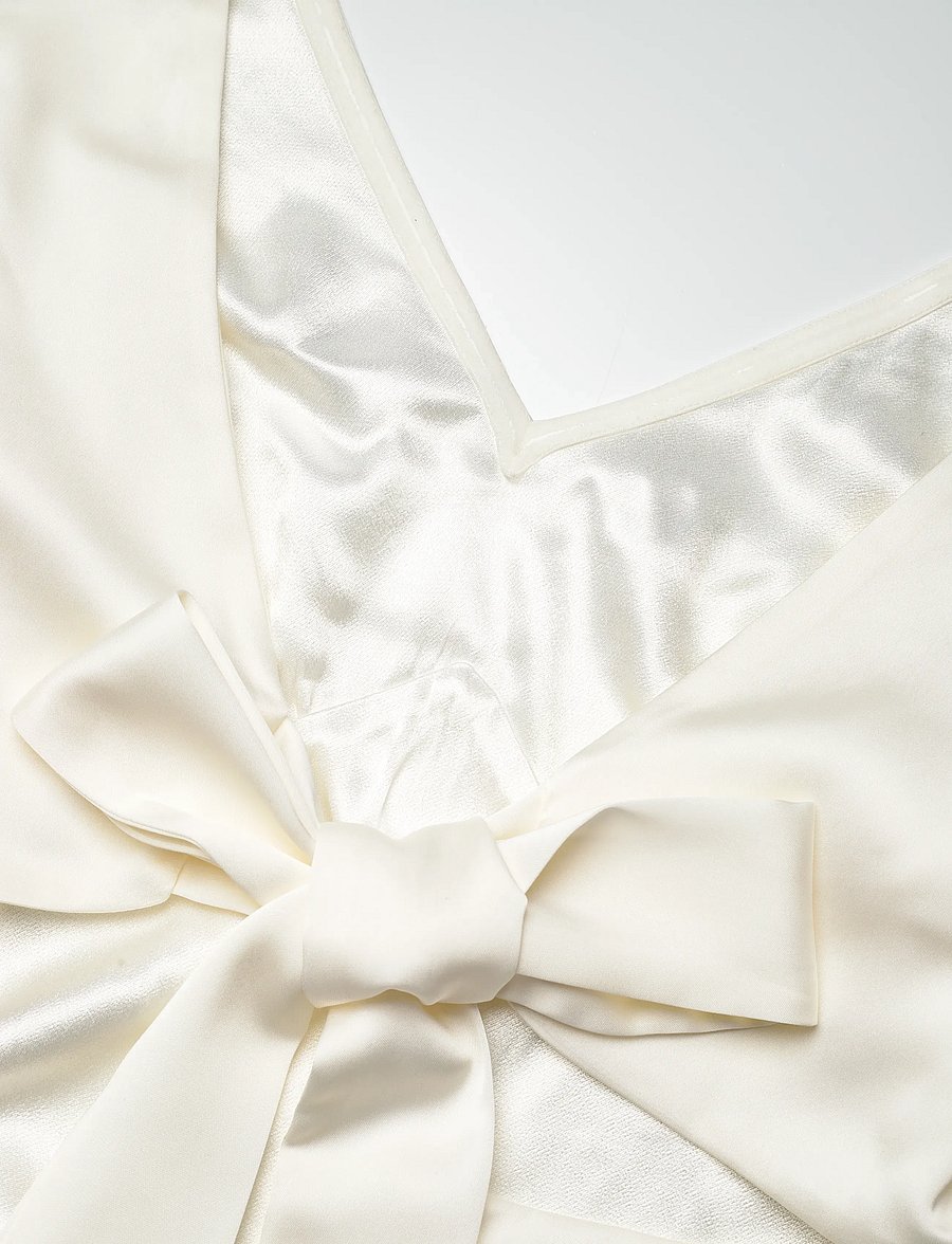 Malina - Simone tie-back satin gown - bröllopsklänningar - cream - 3