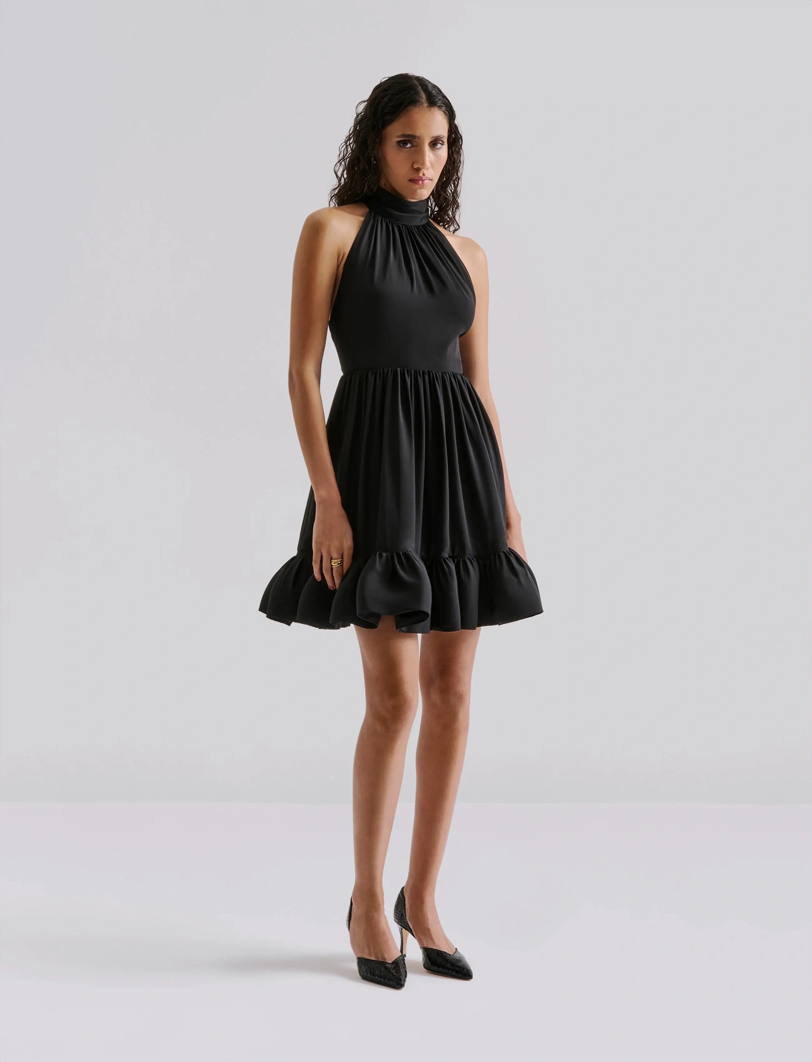 Malina Fern Halterneck Ruffled Mini Dress, Kvinder, Halterneck Flæse Minikjole, Sort, Str: XL