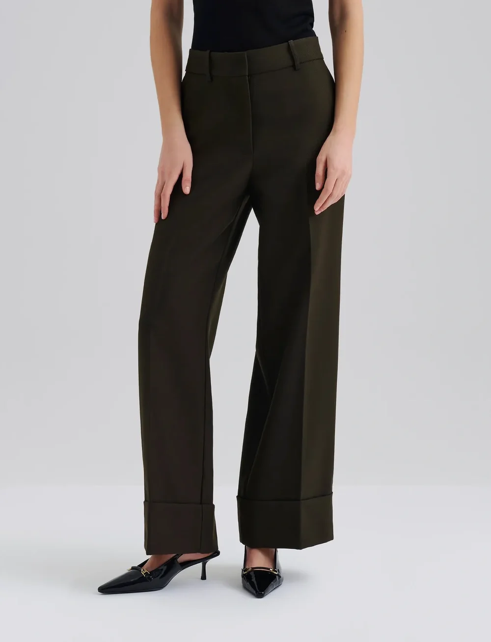 Malina - Jordyn Mid Rise Wide pants - dalykinio stiliaus kelnės - olive - 0