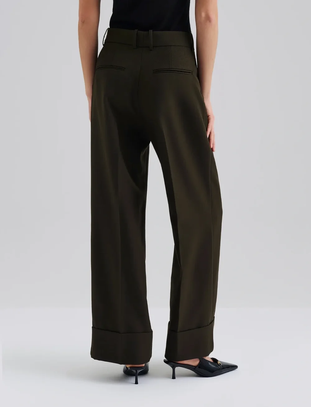 Malina - Jordyn Mid Rise Wide pants - dalykinio stiliaus kelnės - olive - 3