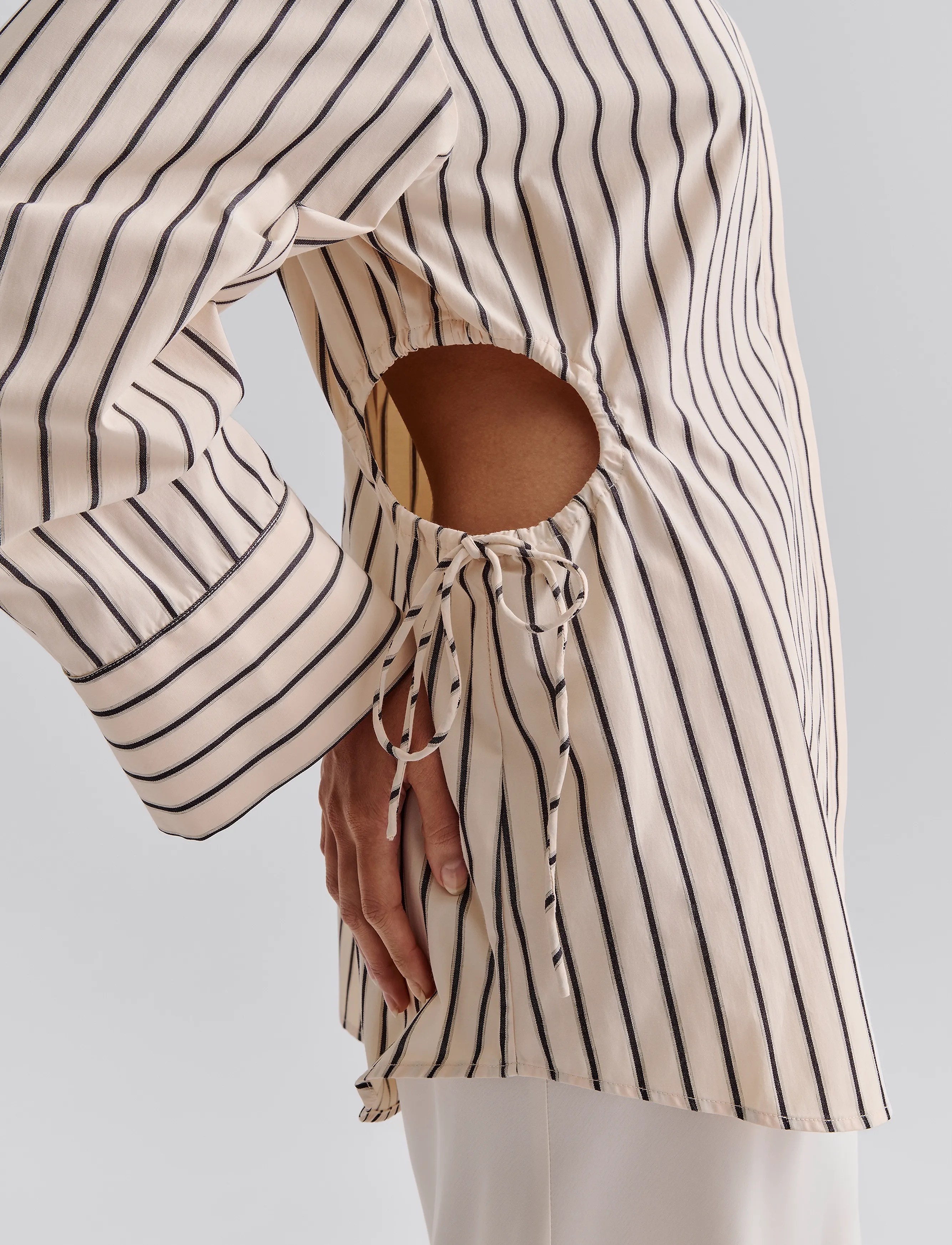 MALINA Eline Cut Out Shirt skjortor dam – bild 7