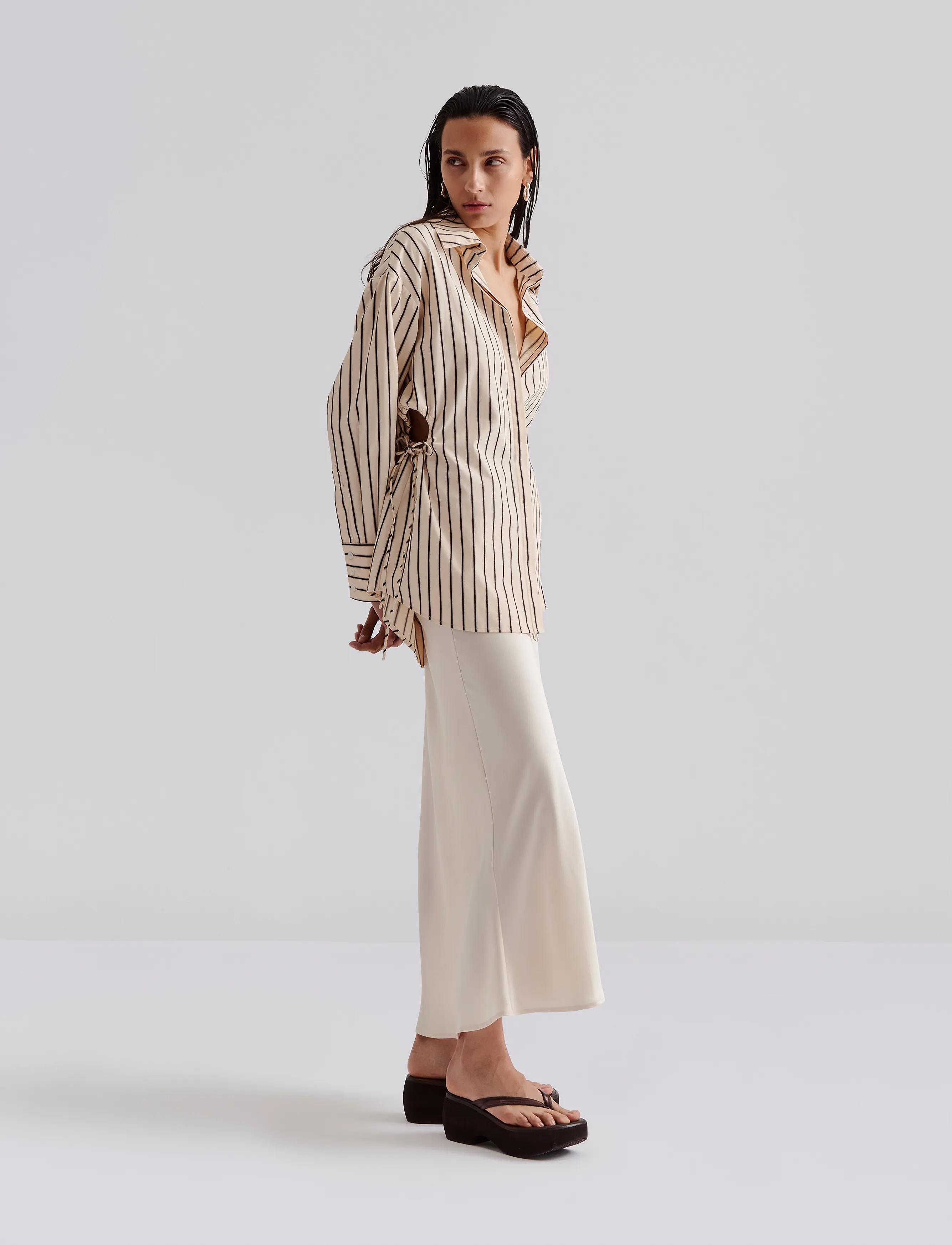 MALINA Eline Cut Out Shirt skjortor dam – bild 8