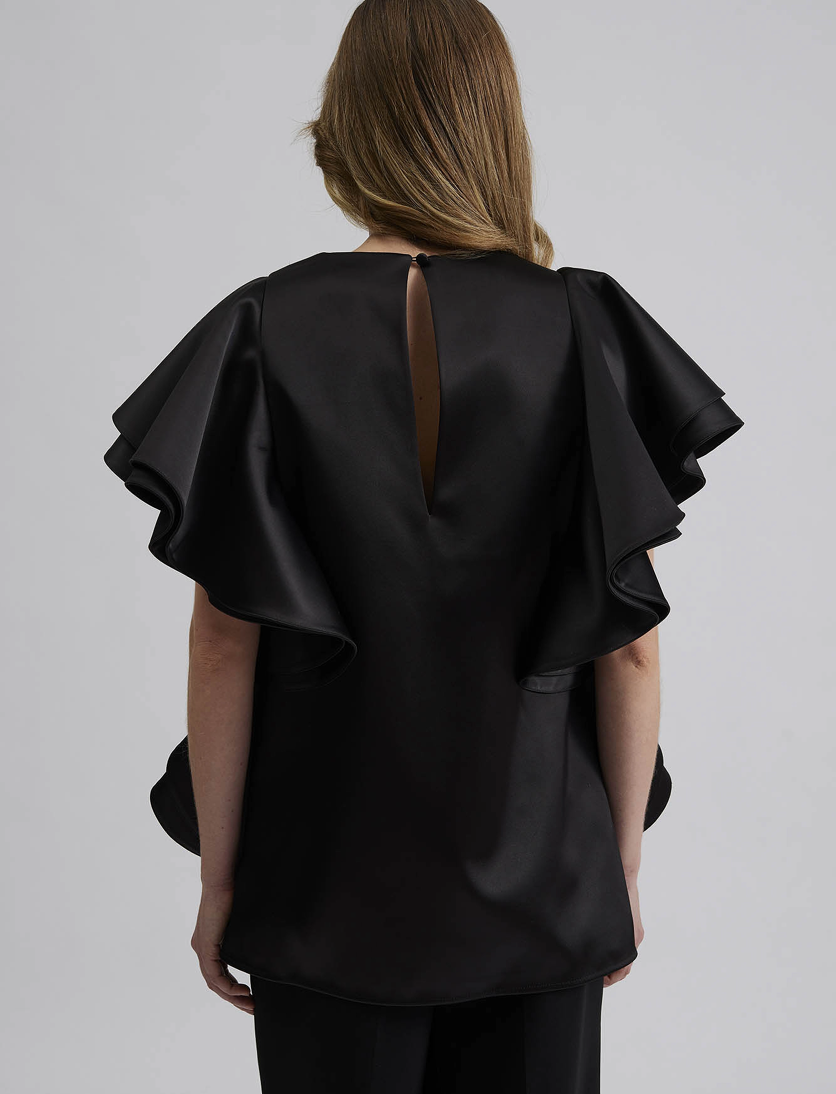 Malina - Ada frill oversized blouse - kortærmede bluser - black - 3