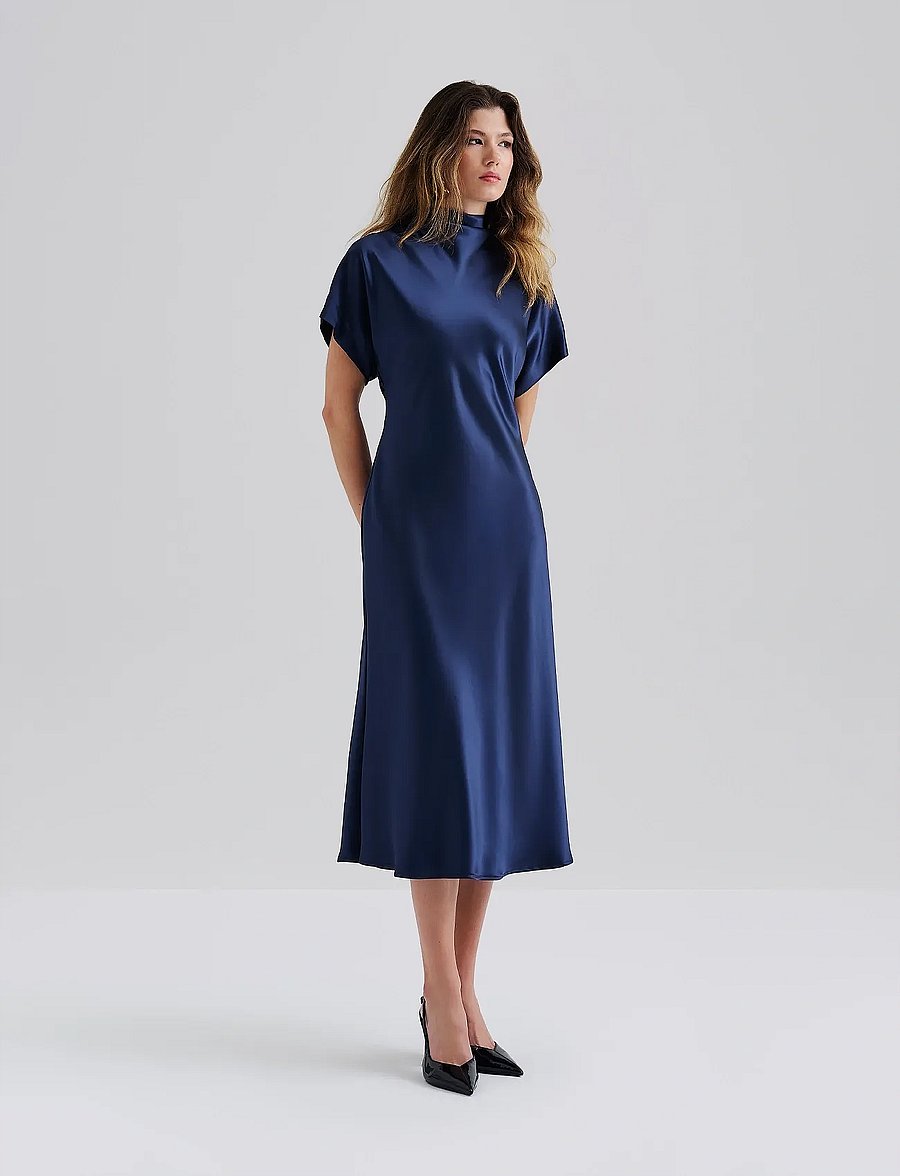 Malina - Alivia Short Sleeve Satin Midi dress - cocktailklänningar - dark blue - 0
