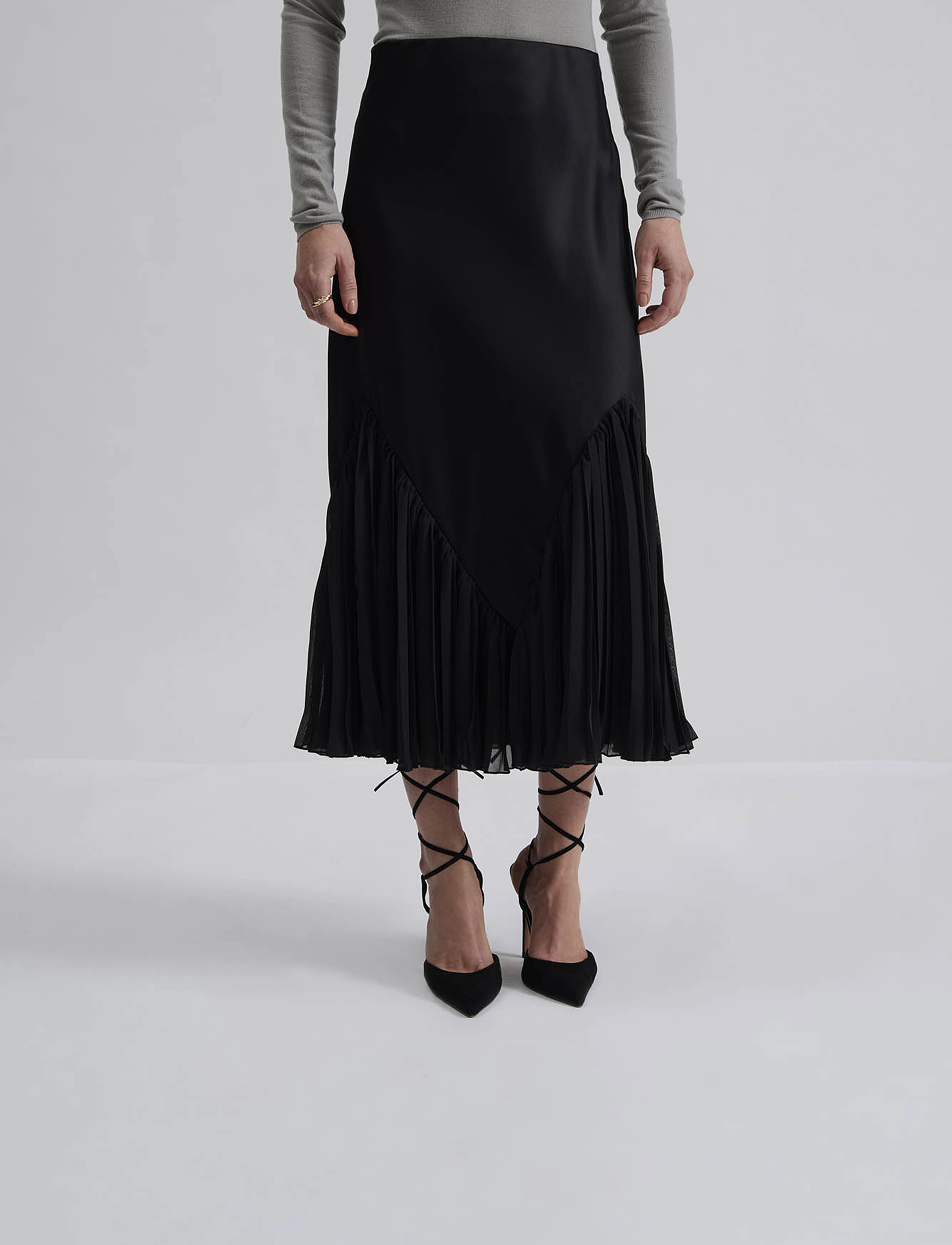 Malina - Penelope frill detailed midi skirt - midi nederdele - black - 5