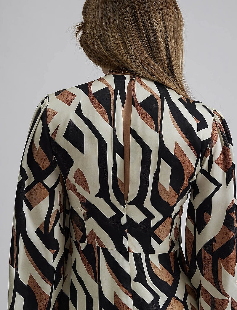 Malina - Lindsey long sleeved satin midi dress - partykleider - multi coloured - 5