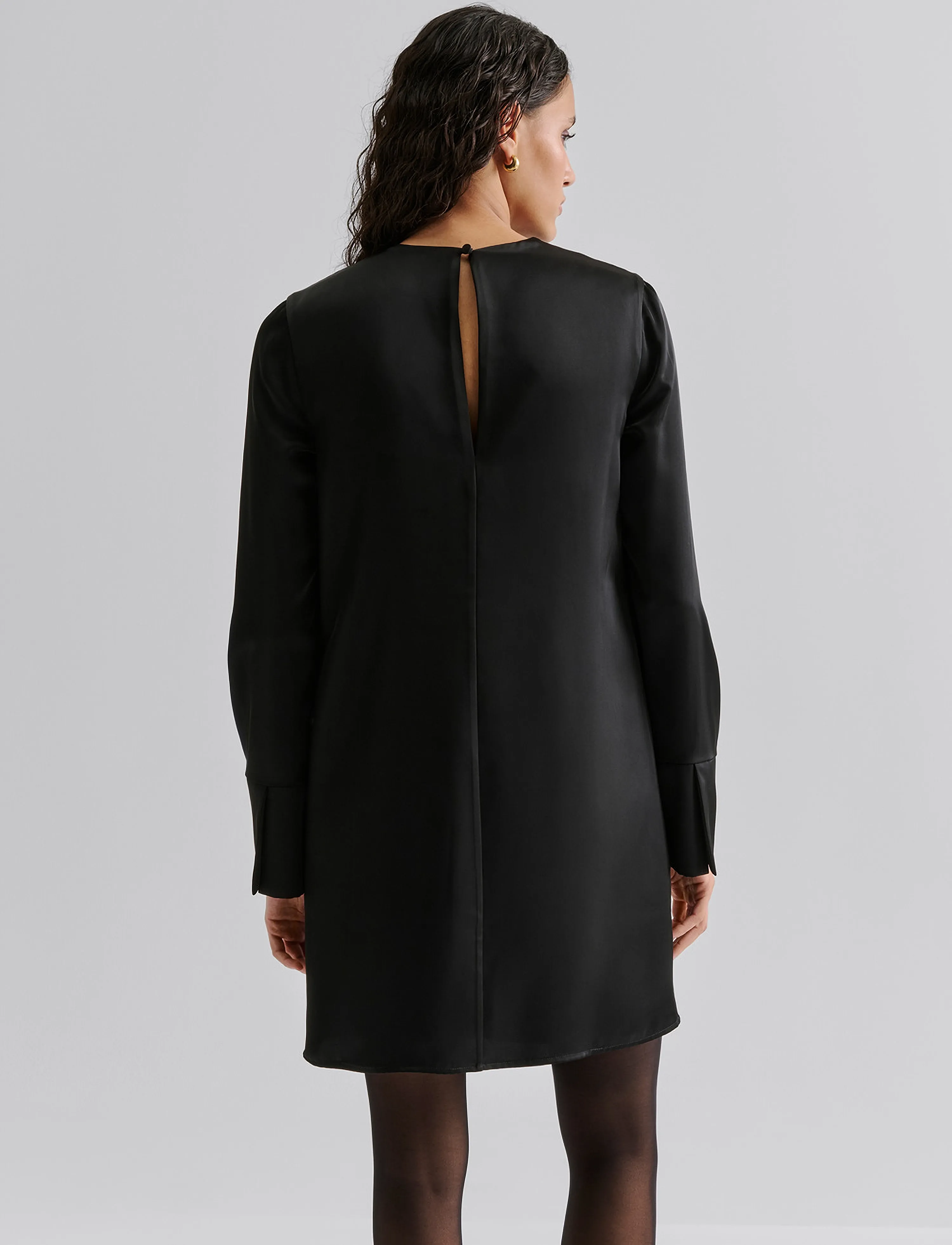 Malina - Evie straight fit mini dress - partykleider - black - 5