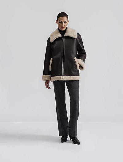 Malina Alisson oversized shearling jacket - Jakker - BROWN / brown