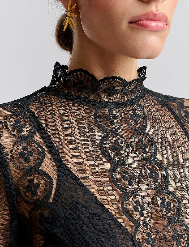 Malina - Fei lace top - långärmade blusar - black - 4