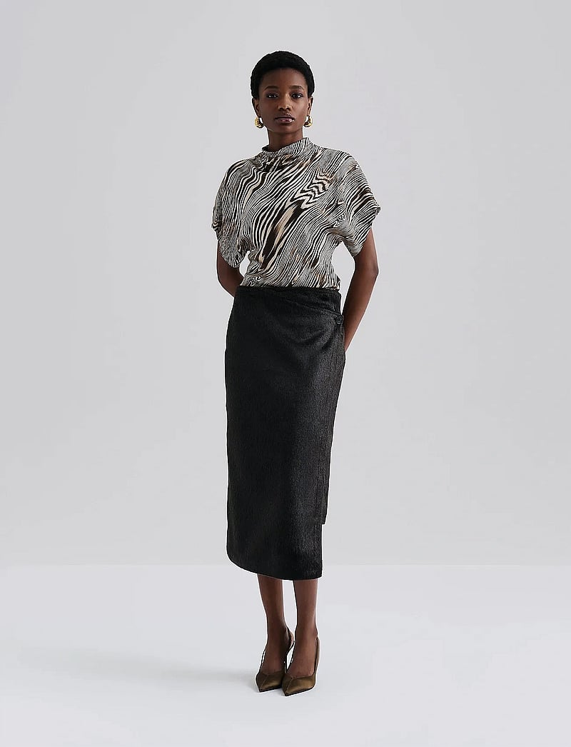 Malina - Otilia draped half polo top - kurzämlige blusen - moire - 5