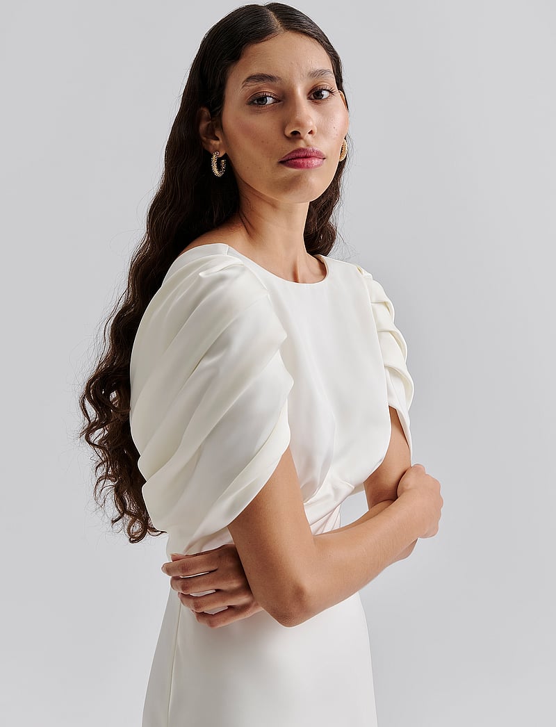 Malina - Louise Bridal Gown - robes de mariée - cream - 4