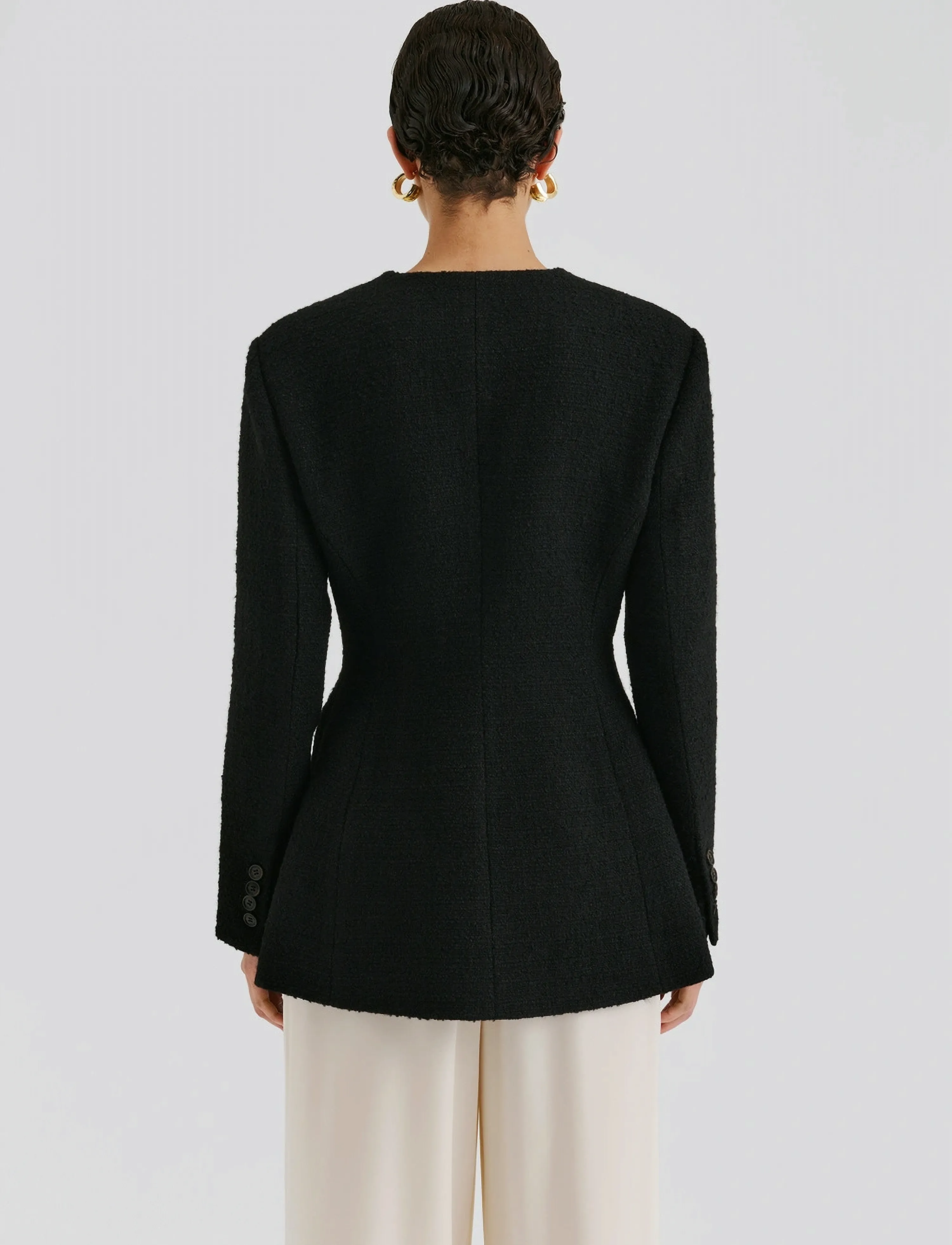 Malina - Carol fitted round neck blazer - blazers à fermeture droite - black - 2