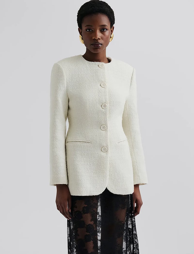 Malina - Carol fitted round neck blazer - enkelknäppta kavajer - cream - 0