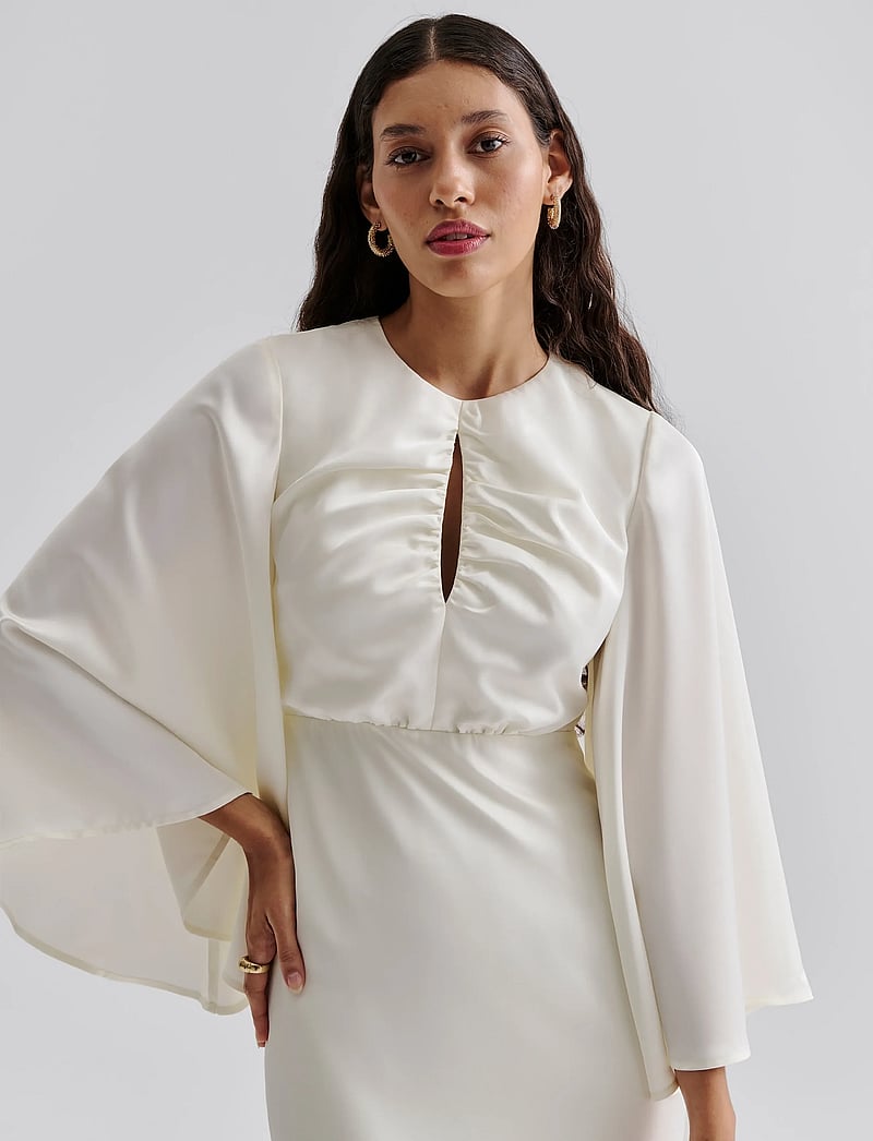 Malina - Isadora Midi Dress - brautkleider - cream - 4