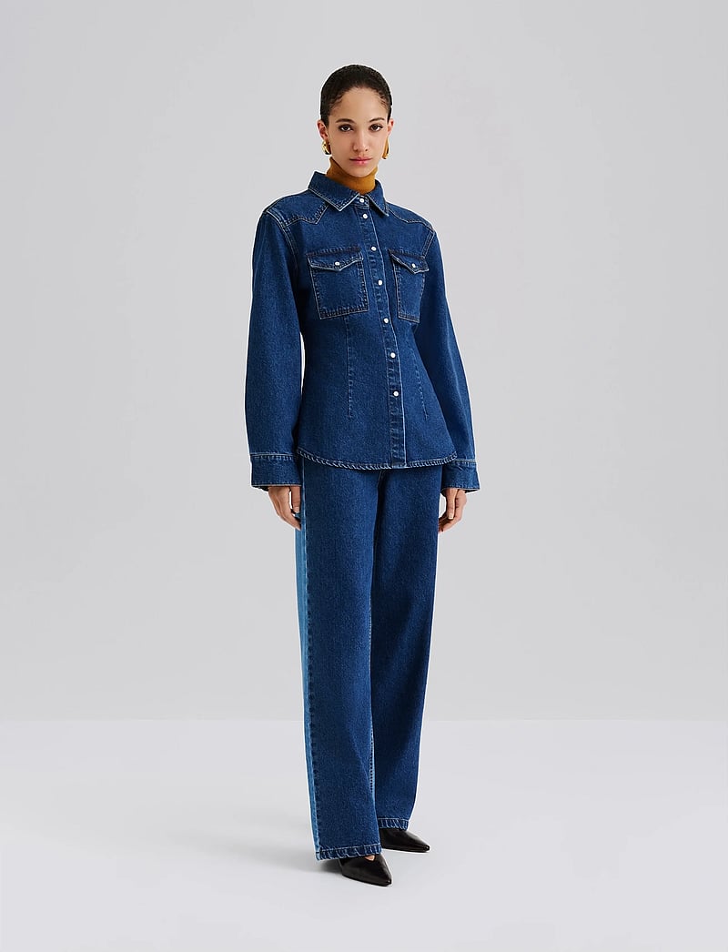 Malina - Anthea Fitted Waist Denim Shirt - denimskjorter - dark blue wash - 5