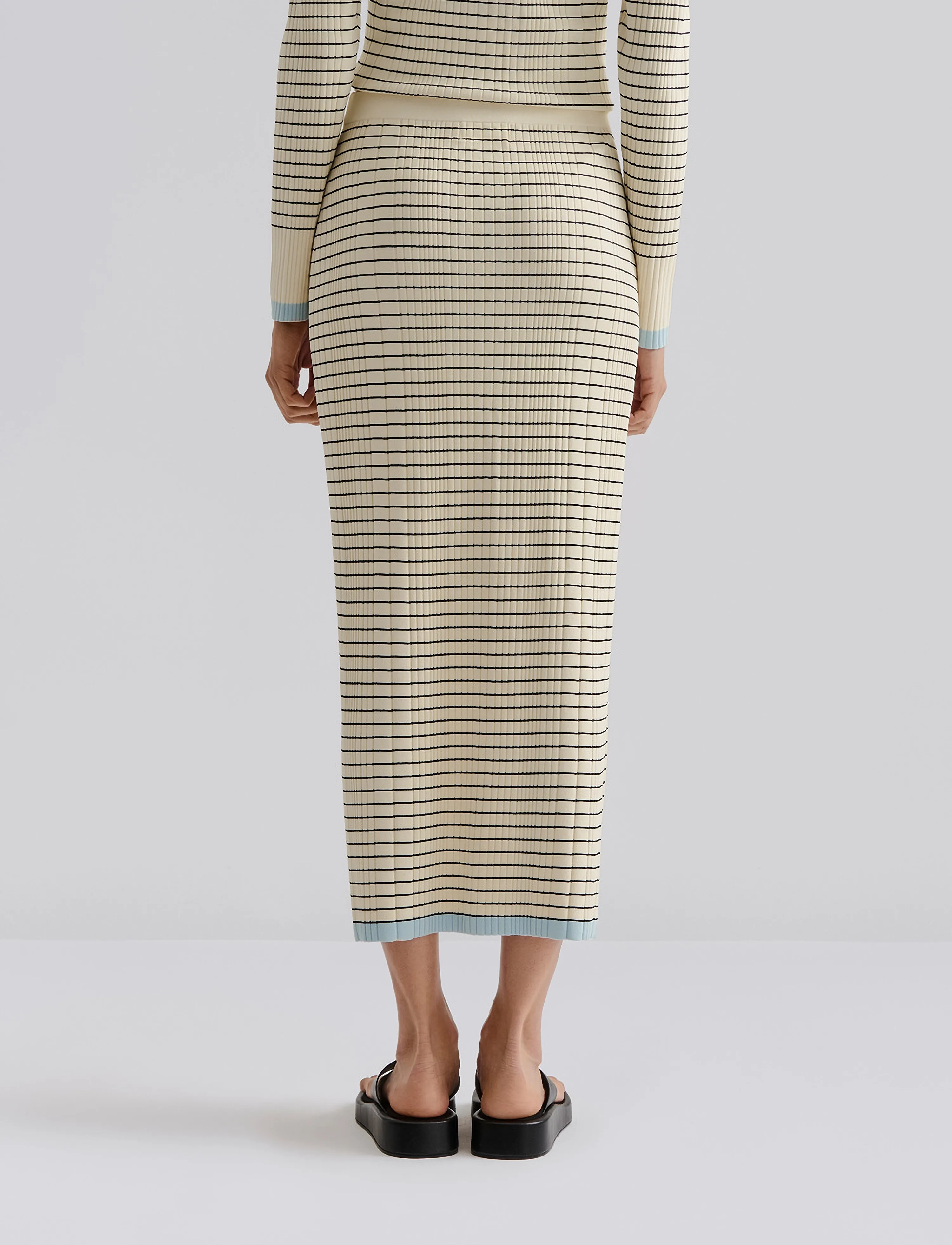 Malina - Katya knitted maxi skirt - strickröcke - black stripe - 4