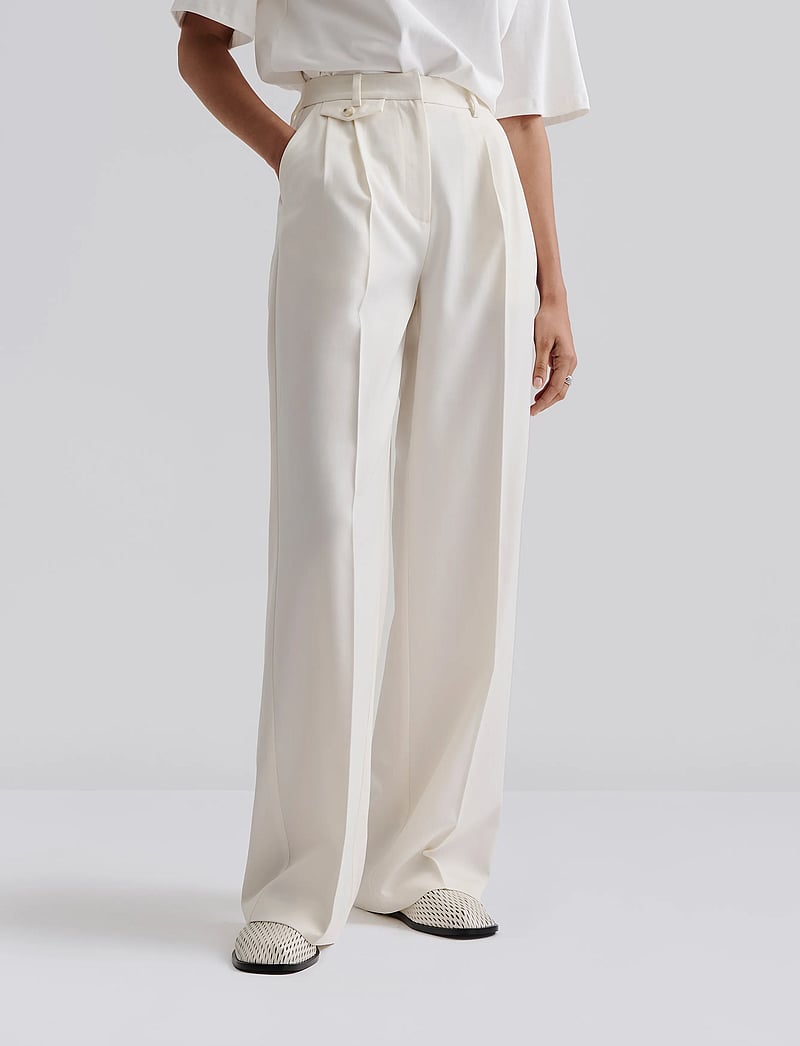Malina - Yana Tailored Wide Pants - kostymbyxor - white - 4