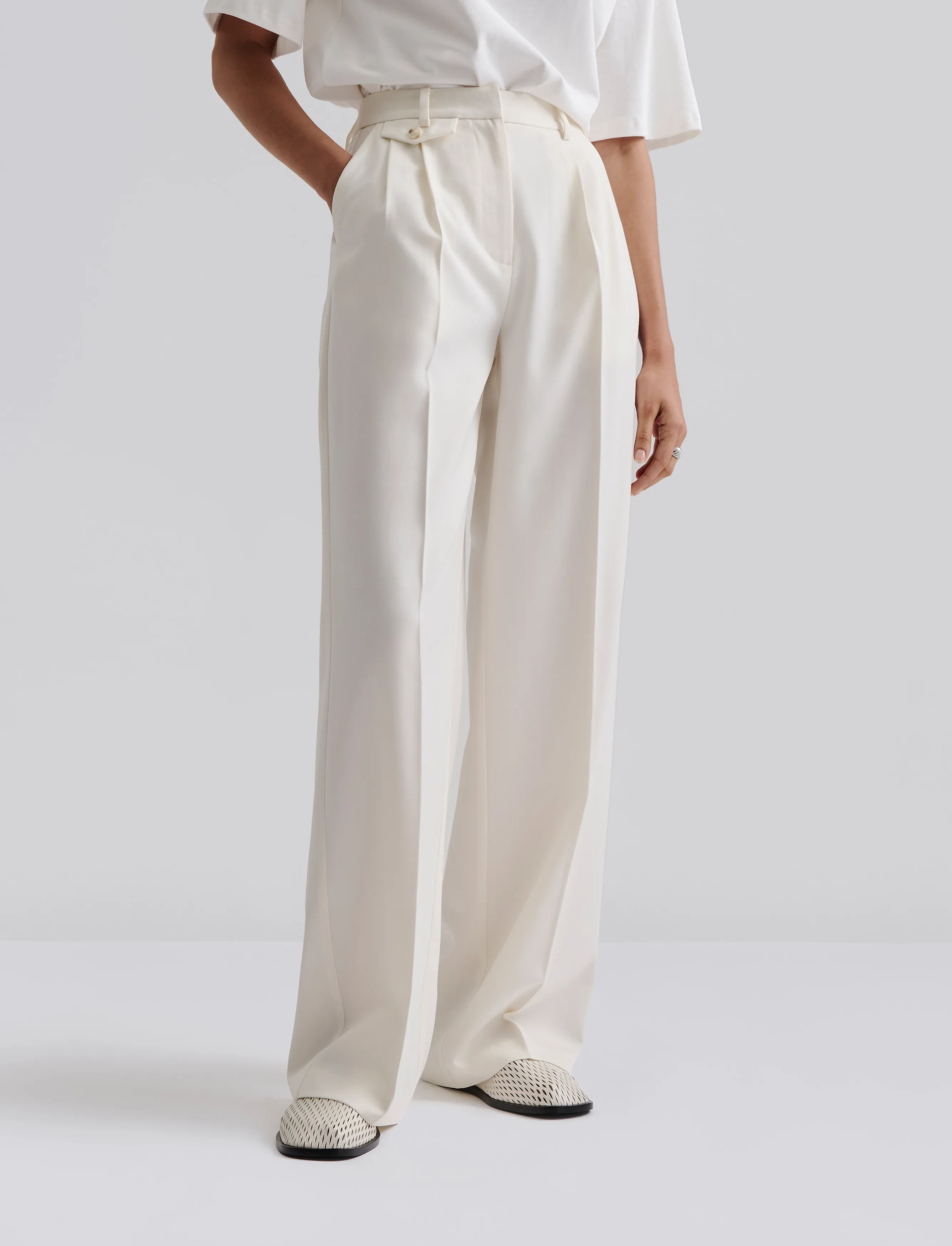 Malina - Yana Tailored Wide Pants - habitbukser - white - 4