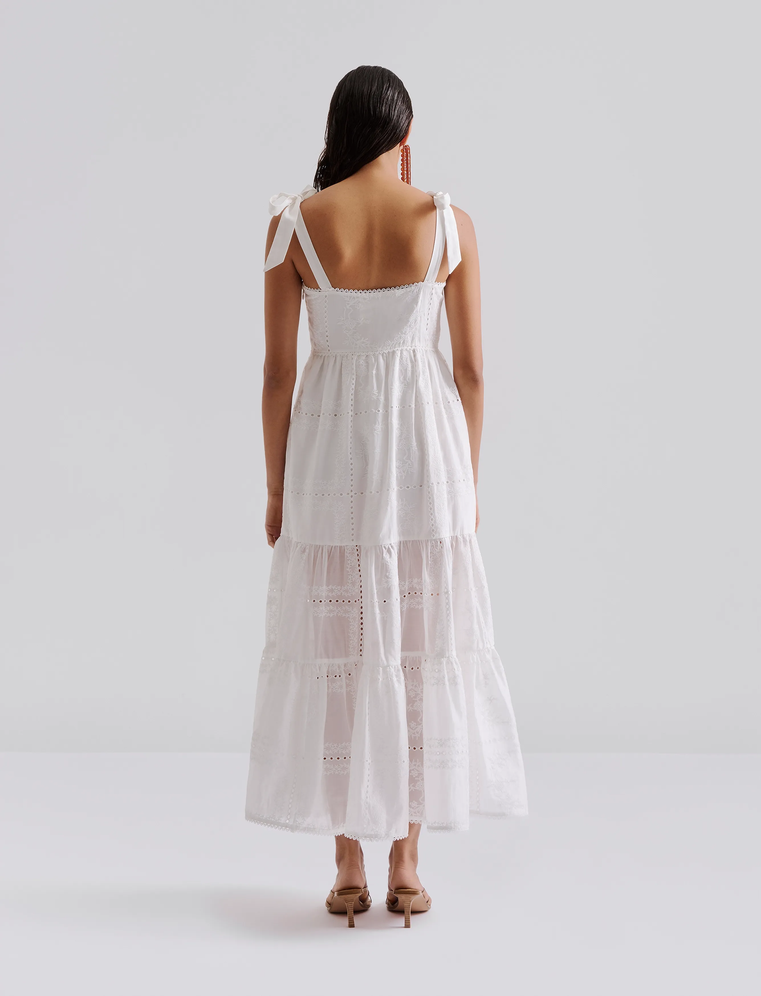 Malina - Adri Embroidered Tie Strap Maxi Dress - konfirmasjon - white - 3