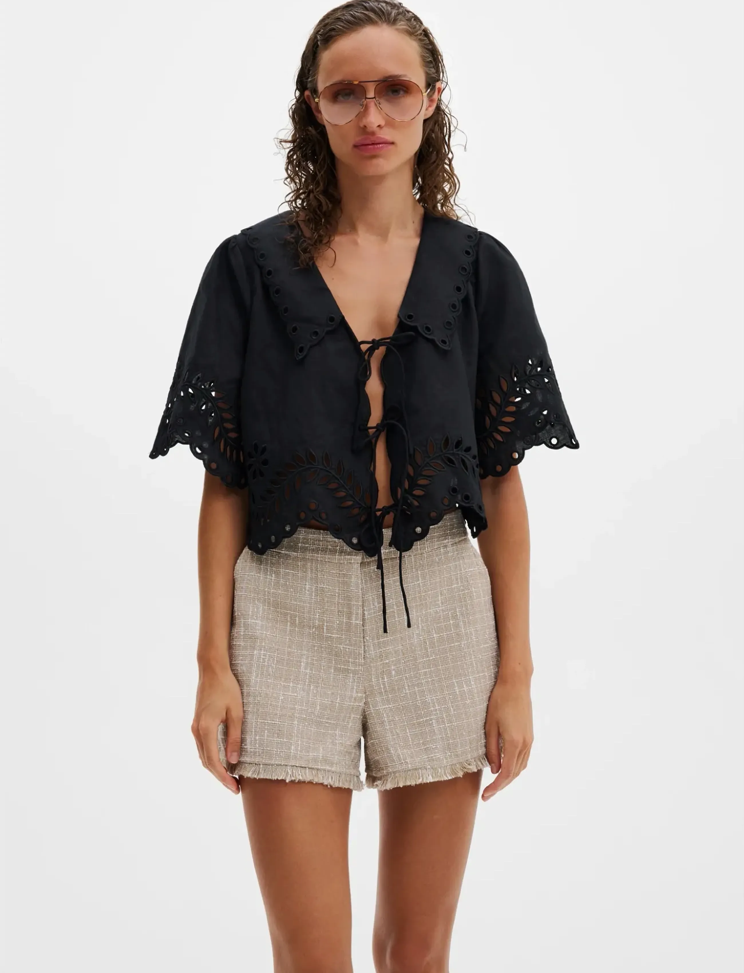 Malina Estela Broderie Anglais Blouse - Lühikeste varrukatega pluusid - BLACK / black