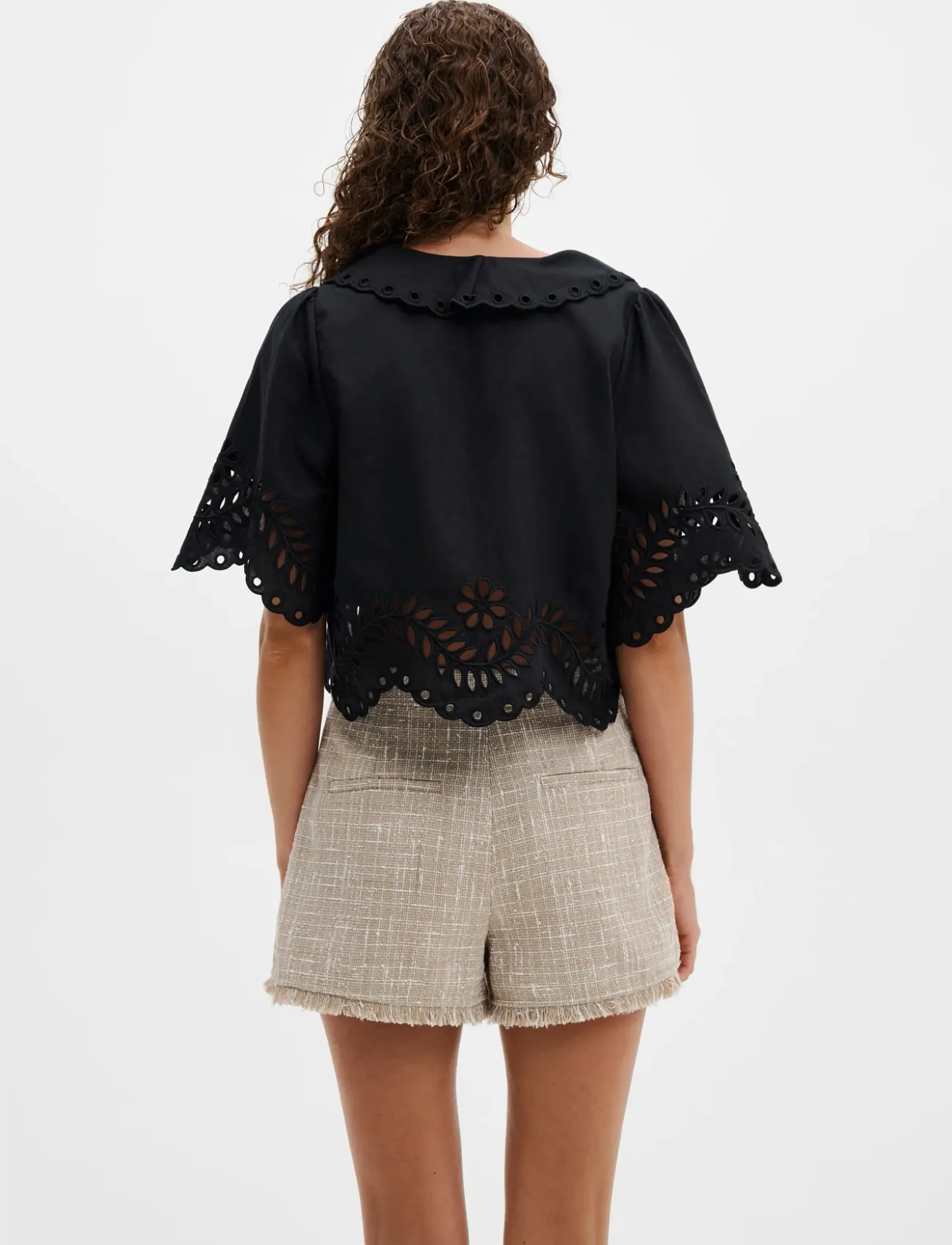 Malina - Estela Broderie Anglais Blouse - kortermede bluser - black - 2