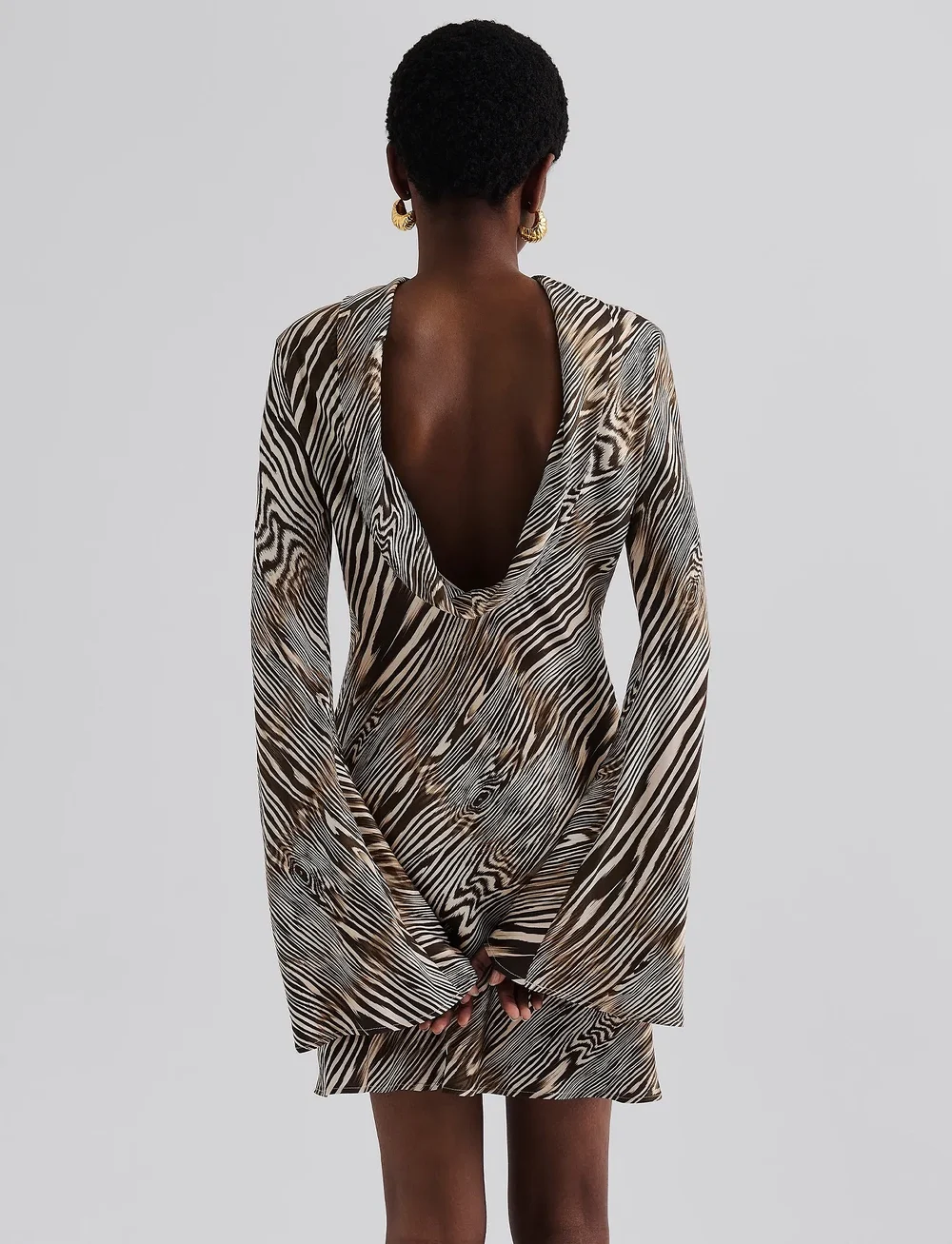 Malina - Cezanne Low Back Satin Mini dress - festklänningar - moire - 4