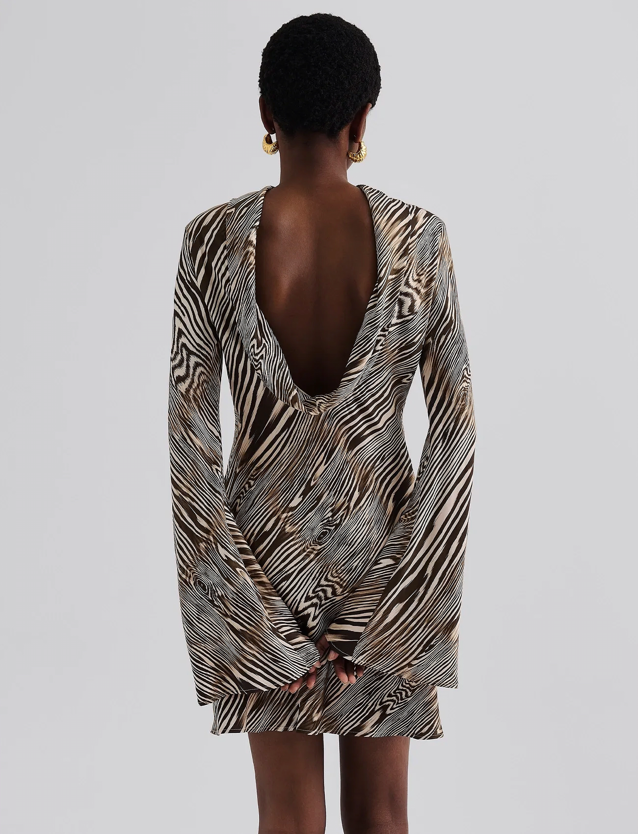 Malina - Cezanne Low Back Satin Mini dress - festkjoler - moire - 4